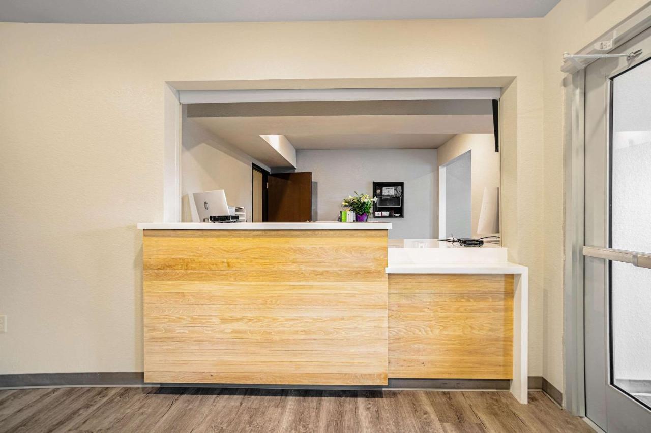 Woodspring Suites Naples Golden Gate Zewnętrze zdjęcie