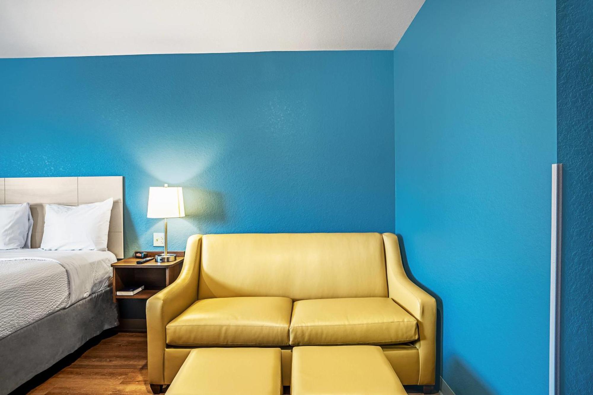 Woodspring Suites Naples Golden Gate Zewnętrze zdjęcie